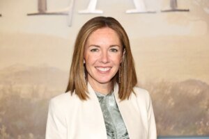 Alison Hoffman renueva como presidenta de Starz Networks hasta finales de 2029