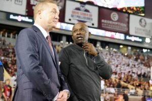 FSU despide al director deportivo Michael Alford ante incertidumbres en el fútbol americano