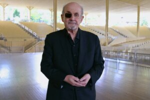 Reseña de Cuchillo, el libro de Salman Rushdie sobre su intento de asesinato